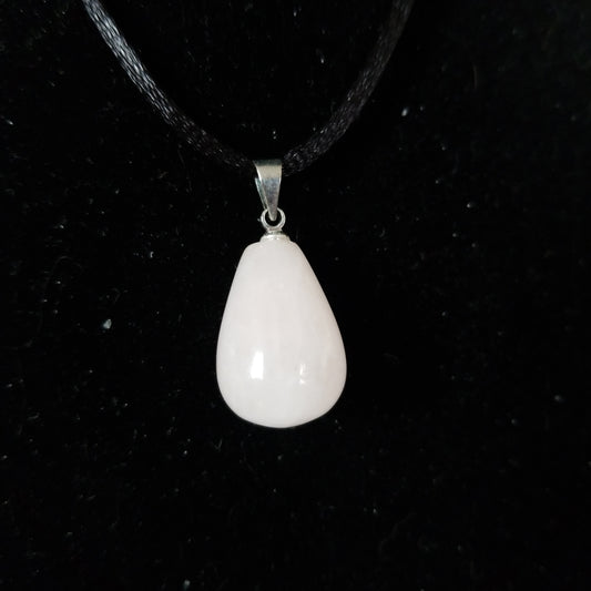 Milky quartz drop necklace