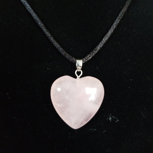 Rose quartz heart necklace