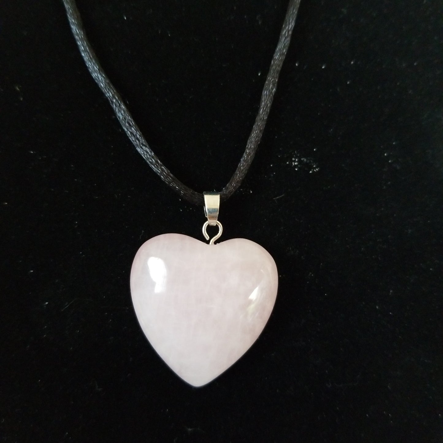 Rose quartz heart necklace