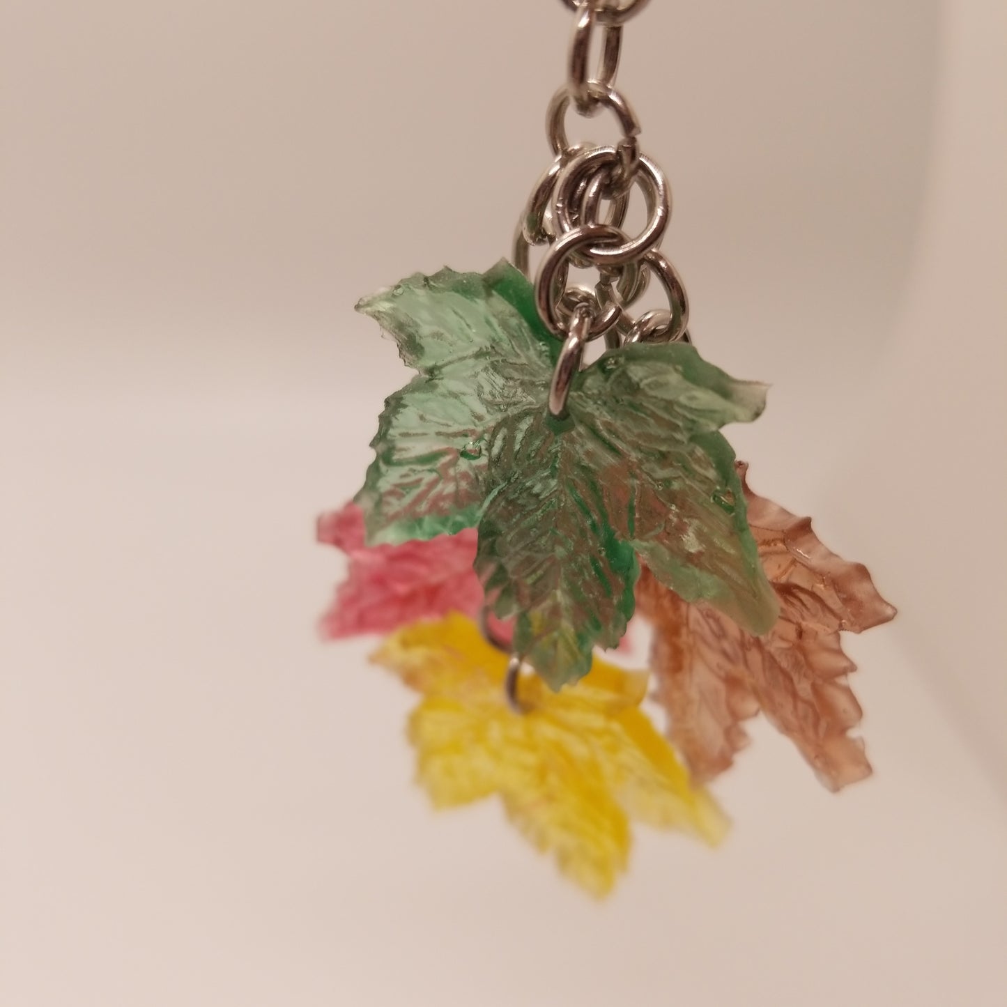 Leaves keychain